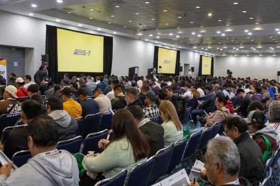 74% de compradores realizó pedidos en Automechanika
